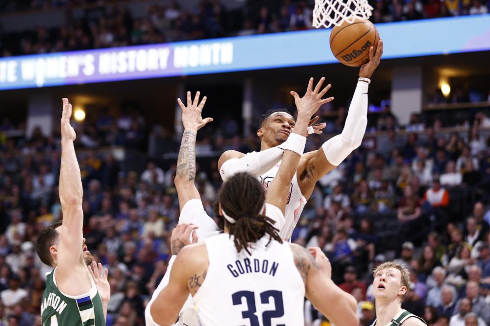 轻松幽默的 轻松幽默的